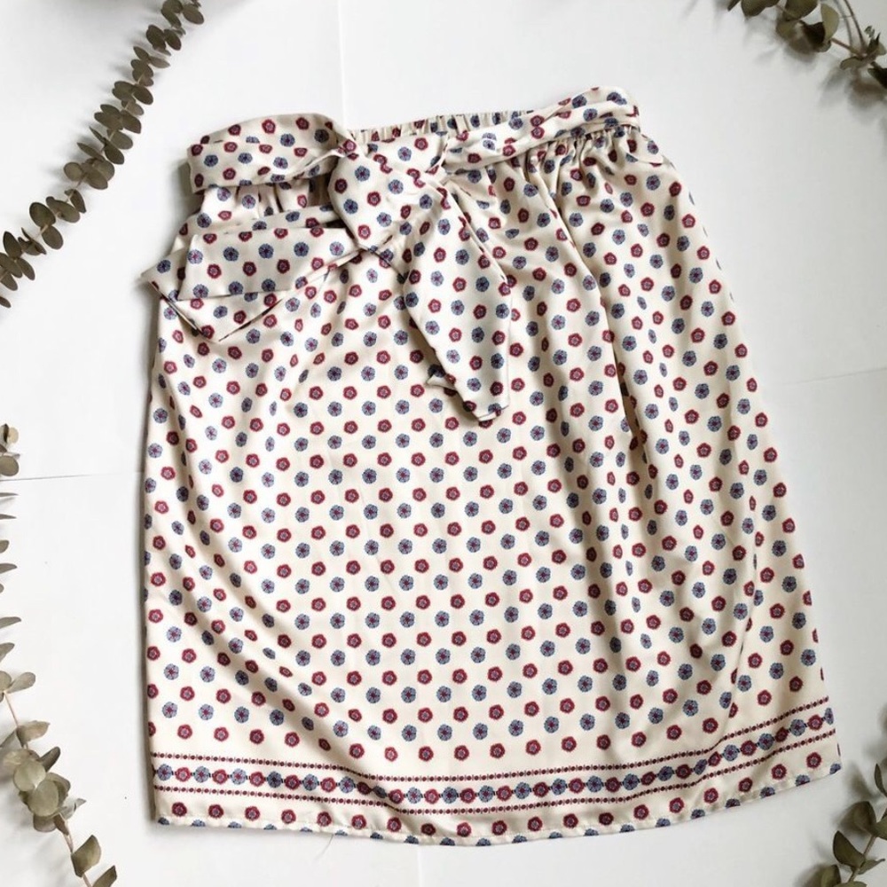 Tularosa Tie Front Floral Skirt✨